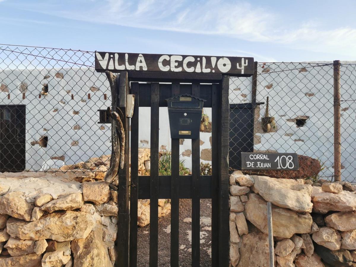 Villa Cecilio Tefia ภายนอก รูปภาพ
